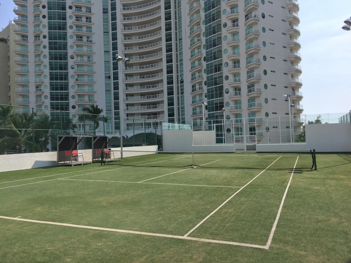 Bay View Grand Marina 1605 Sur Apartment Икстапа Екстериор снимка