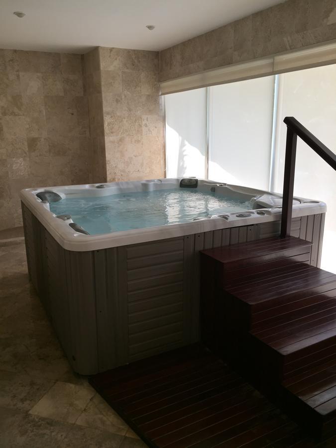 Bay View Grand Marina 1605 Sur Apartment Икстапа Екстериор снимка